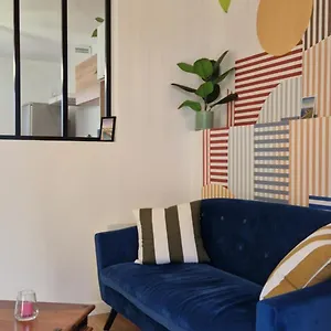 Hébergement de vacances Jolie Maison Au Calme A 10mn Du Port Et Centre De A Pieds, Vannes